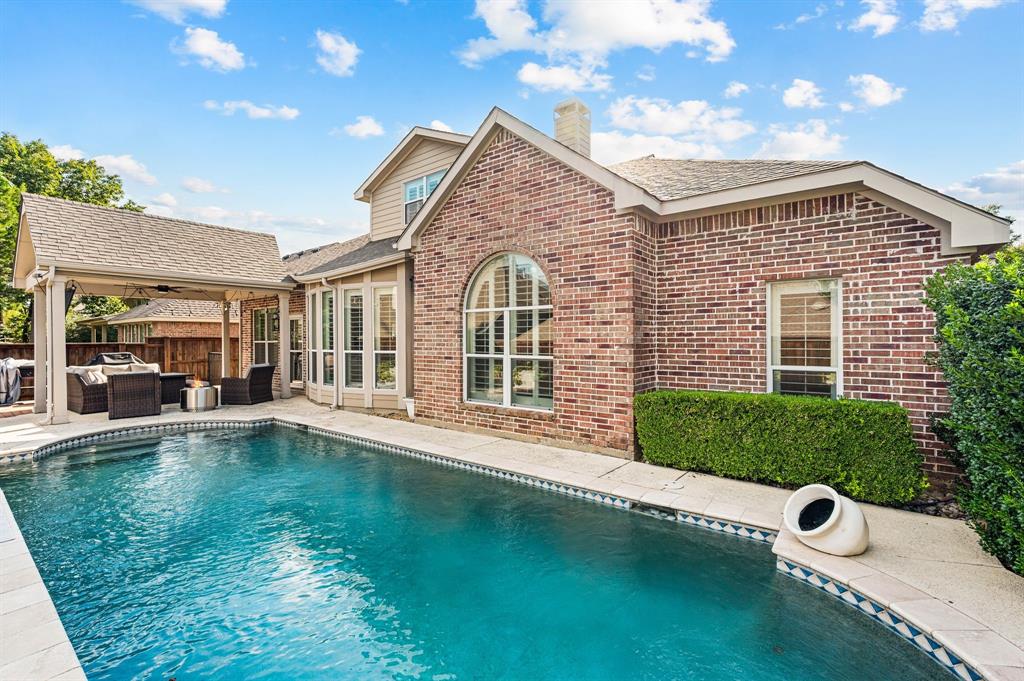 916 Water Oak Drive