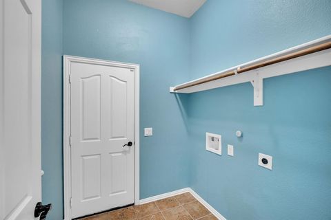 Tiny photo for 6610 Morning Dew Drive, Midlothian, TX 76065 (MLS # 21099988)