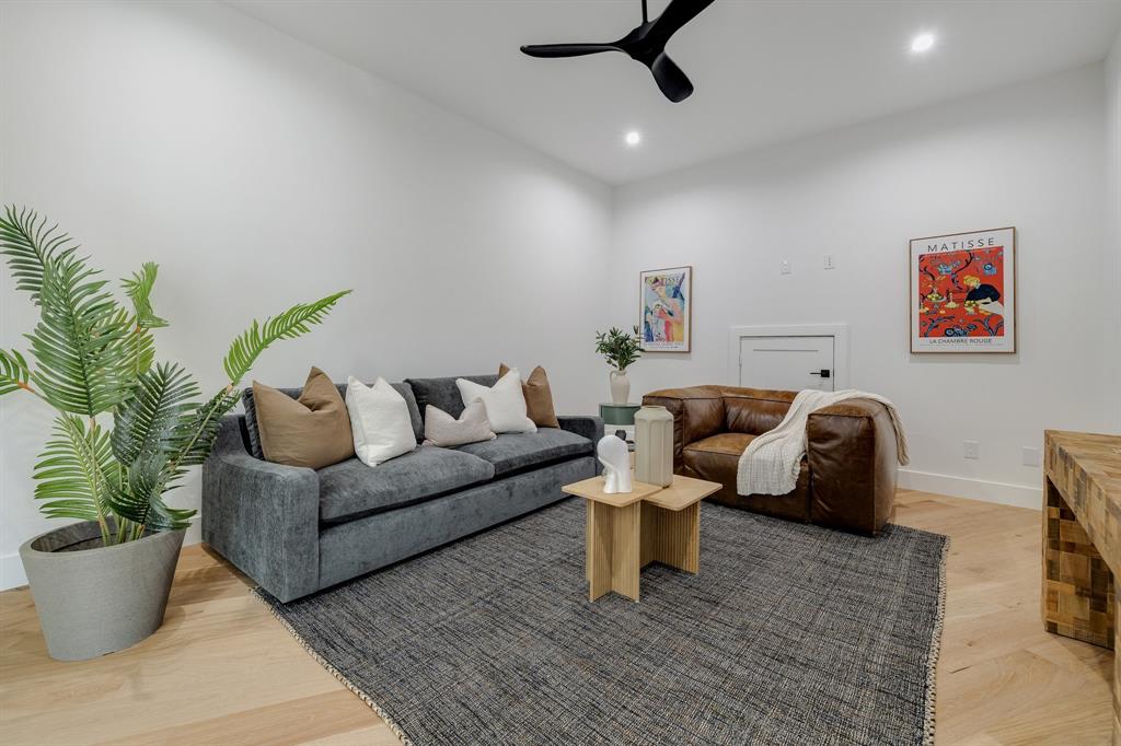 Midway Hills #4 7th Instl - Residential