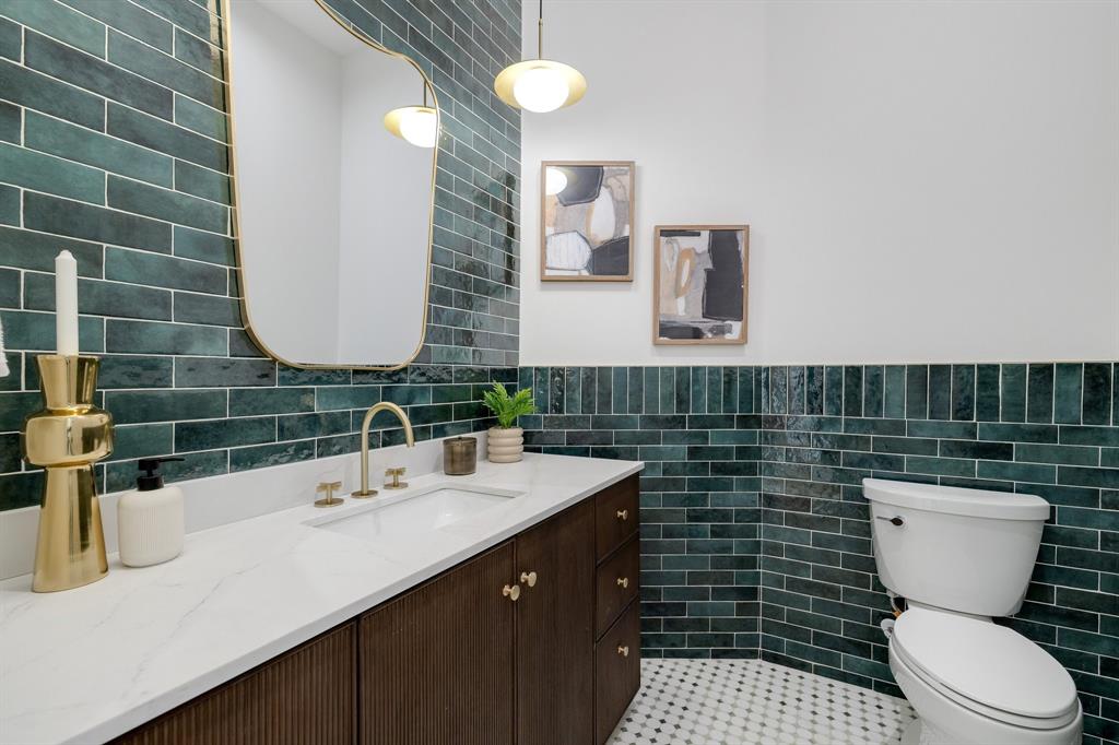 Midway Hills #4 7th Instl - Residential