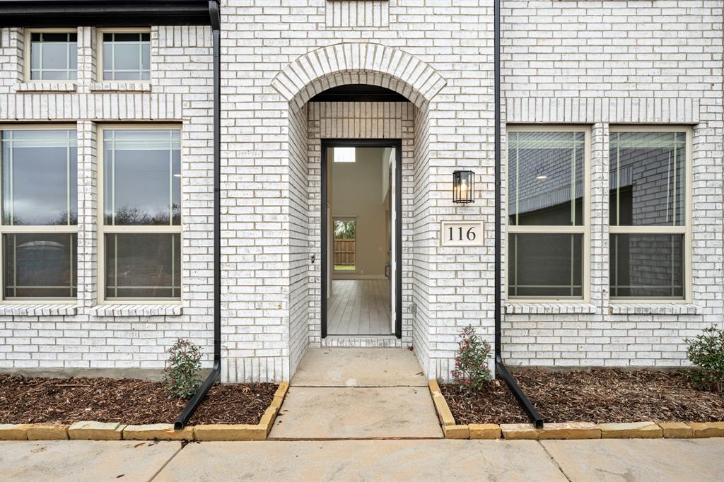 116 Saddlewood Trail