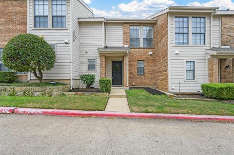 A home in Farmers Branch