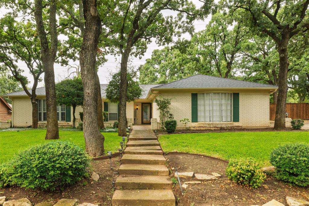 4704 Hillside Drive