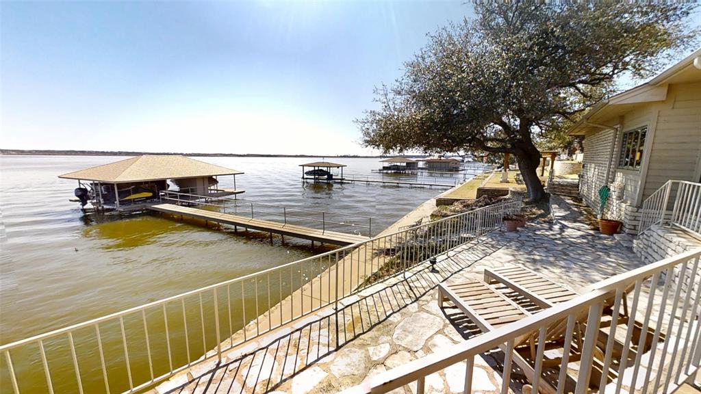 Decordova Bend Estate - Residential