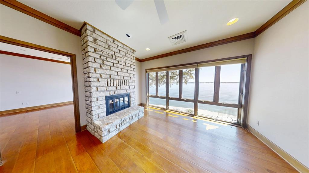 Decordova Bend Estate - Residential