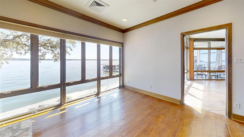 Decordova Bend Estate - Residential