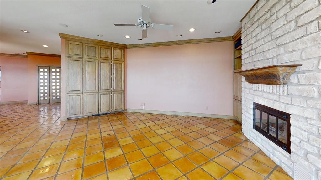 Decordova Bend Estate - Residential