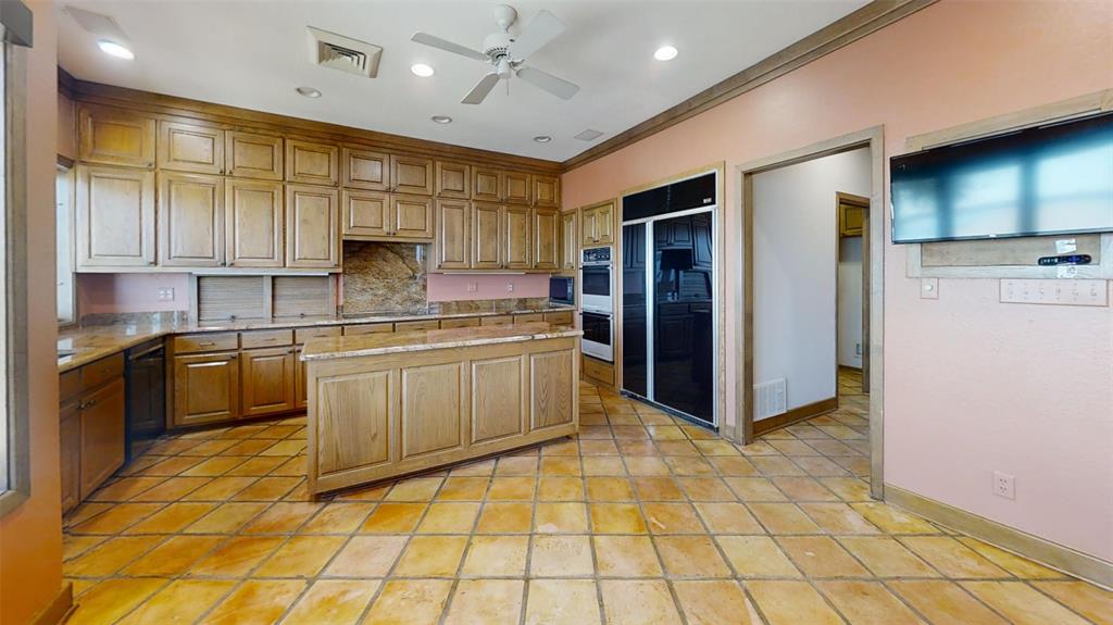 Decordova Bend Estate - Residential