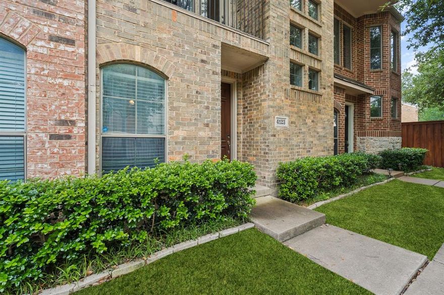 Stylish 3-story townhome in sought-after Perry Haskell offering modern finishes, functional living, and incredible rooftop views of Downtown Dallas. This 2 bedroom, 2.5 bath home features a versatile layout with thoughtful design throughout. The first level welcomes you with a private entry, stained concrete flooring, and a spacious secondary bedroom complete with ceiling fan and ensuite bath—perfect for guests or a home office. This level also provides access to the attached 2-car garage. On the second floor, you’ll find the main living area designed for both comfort and entertaining. Enjoy rich wood flooring, a ceiling fan, and access to a private balcony. The open-concept kitchen features a large island, butcher block countertops, white cabinetry, stainless steel appliances, and a smooth cooktop, along with a convenient eat-in dining space. A half bath is also located on this level for guests. The third floor is dedicated to the primary retreat, offering a spacious bedroom with ceiling fan and a cozy sitting area. The ensuite bath is well-appointed with dual vanities, a dedicated makeup area, granite countertops, a garden tub, separate shower, and ceramic tile flooring, all complemented by elegant crown molding. A large walk-in closet provides ample storage. Carpeted stairs and bedrooms add warmth and comfort, while the crown molding details enhance the home’s charm. Top it all off with a private rooftop patio—perfect for relaxing or entertaining while taking in stunning views of the Dallas skyline. A perfect blend of low-maintenance living, modern style, and prime location.