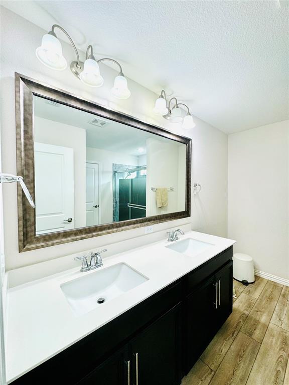 Legends Crossing - Residential Lease