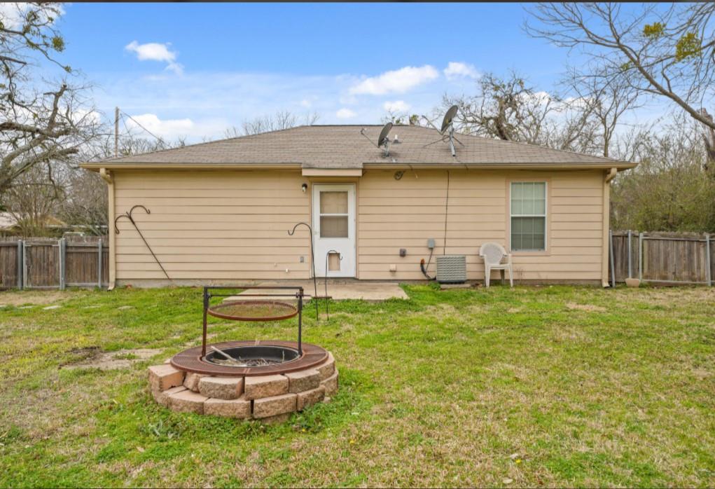 Orig Town Of Lone Oak - Residential