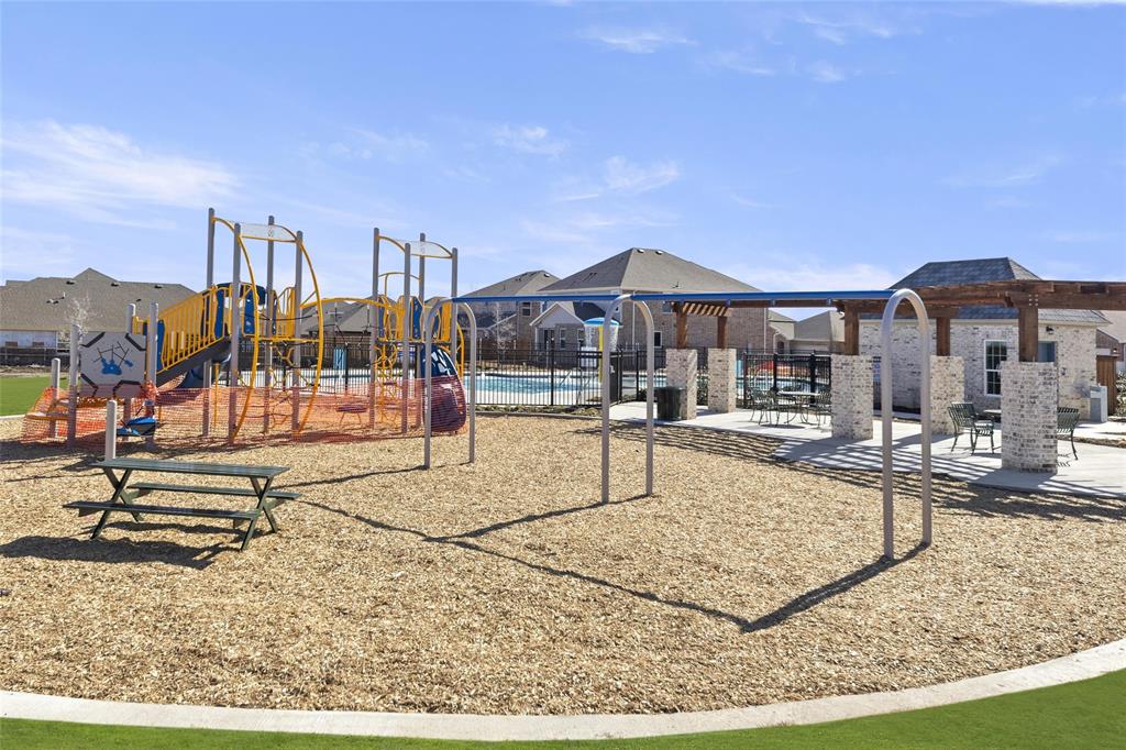 Monticello Park - Residential