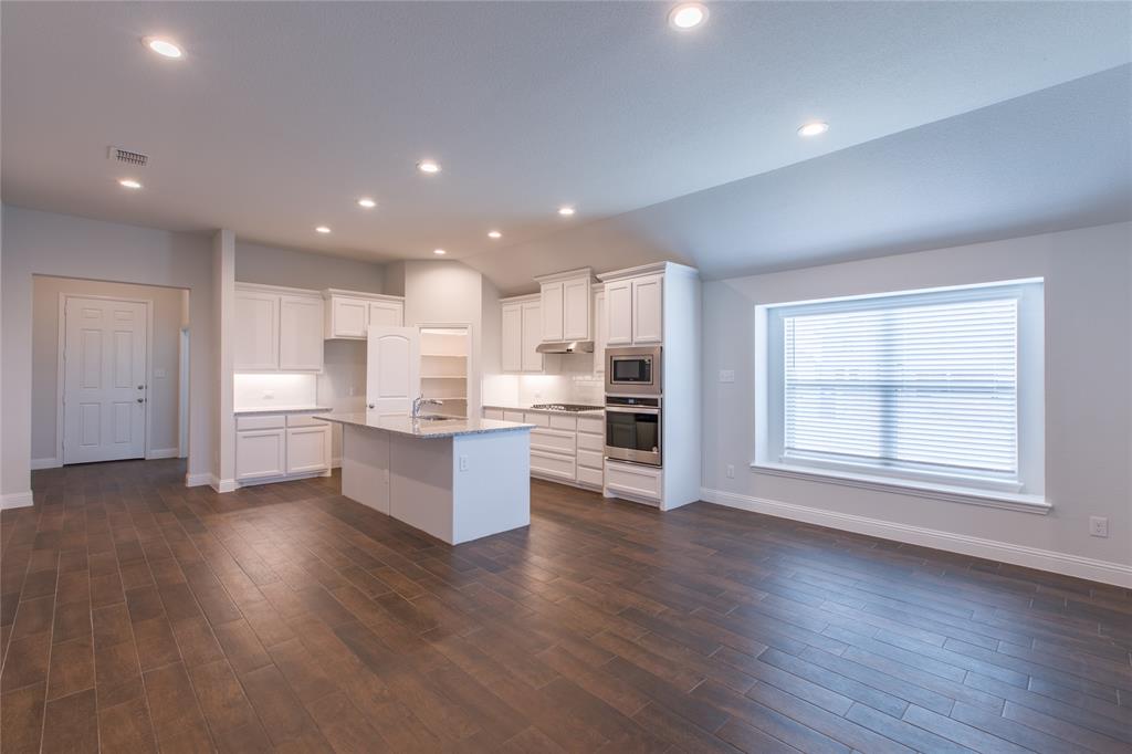 Argyle Crossing - Residential Lease