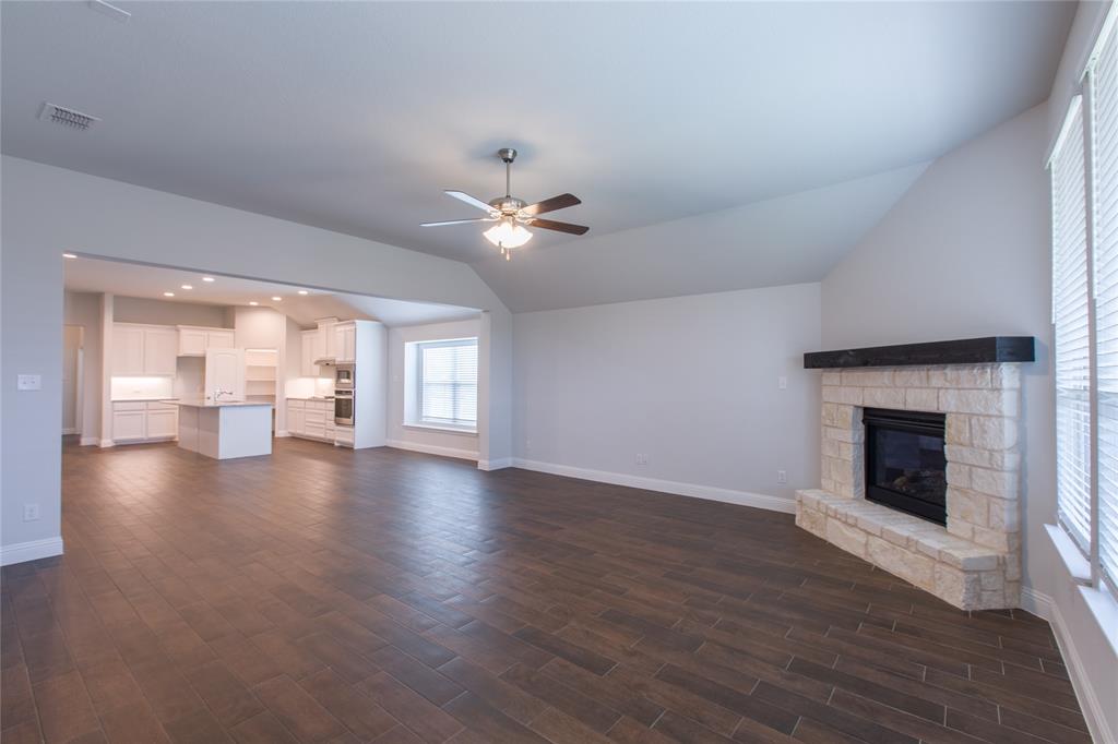 Argyle Crossing - Residential Lease