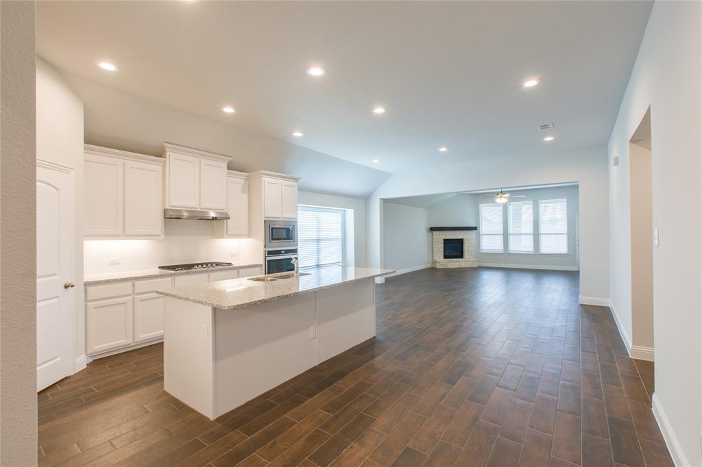 Argyle Crossing - Residential Lease