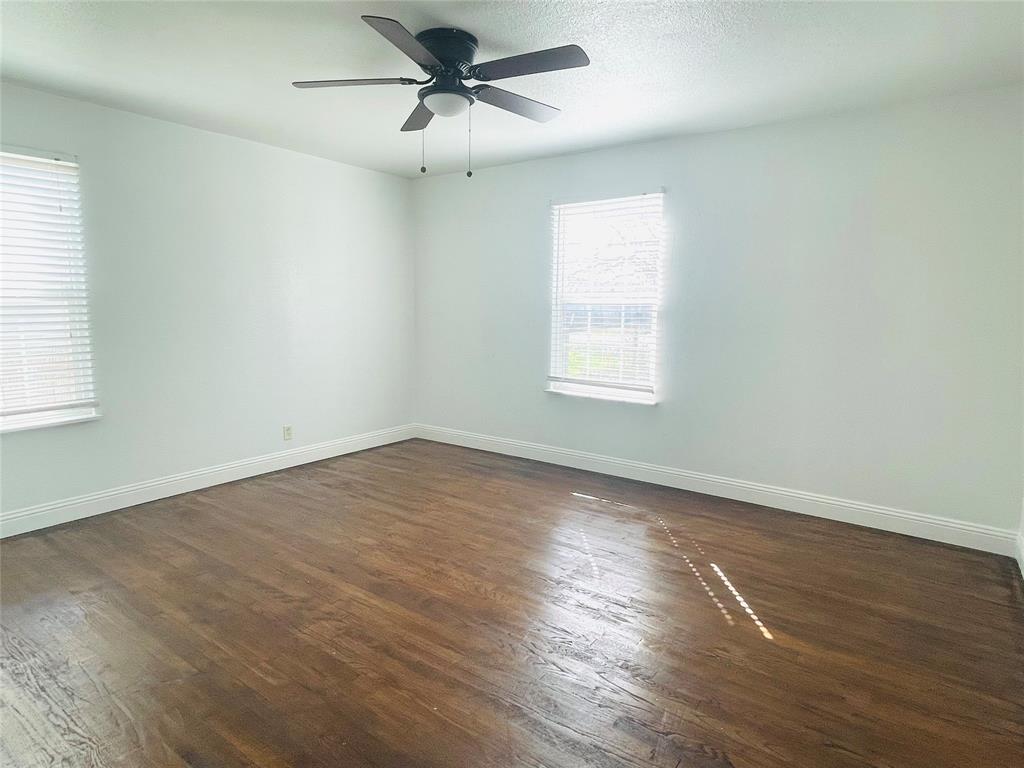 Town - Waxahachie - Residential