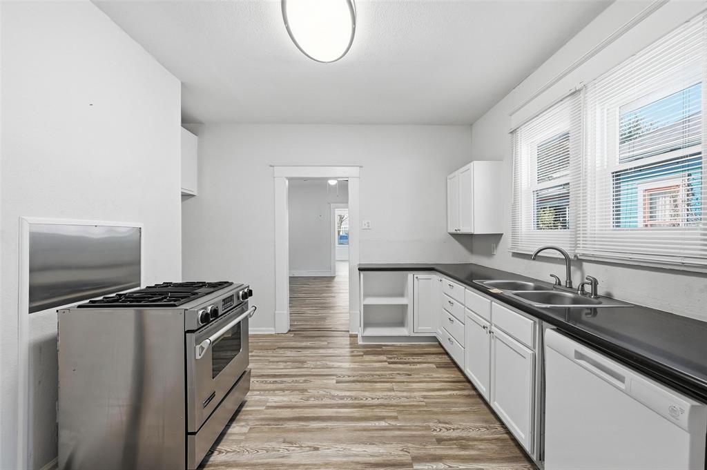 Winnetka Heights - Residential