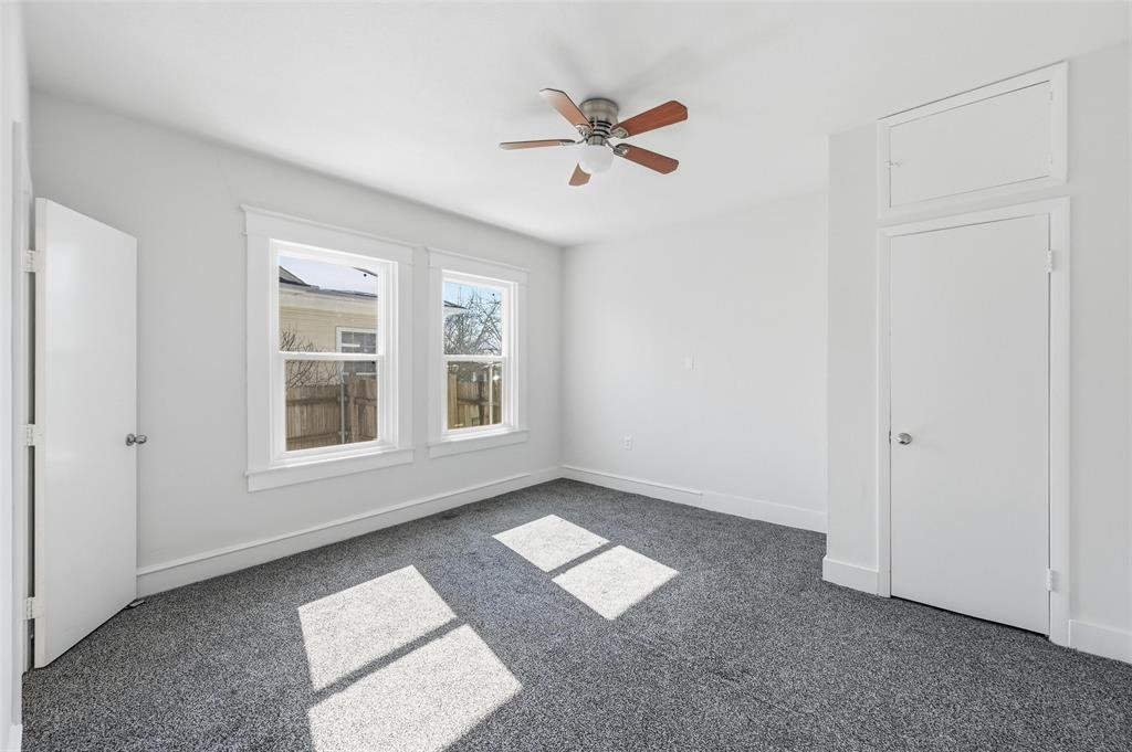 Winnetka Heights - Residential