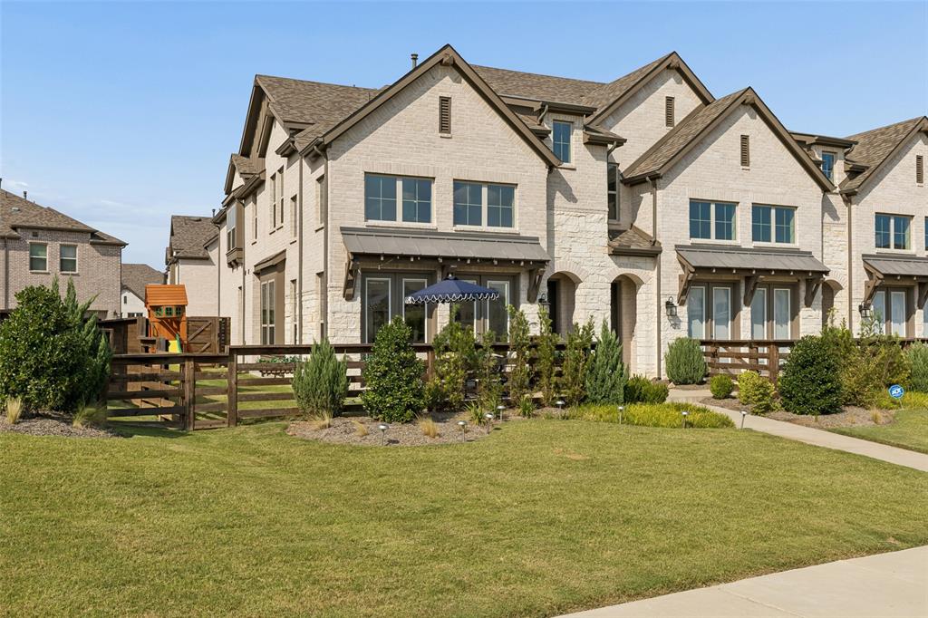 321 Sugarmaple Lane