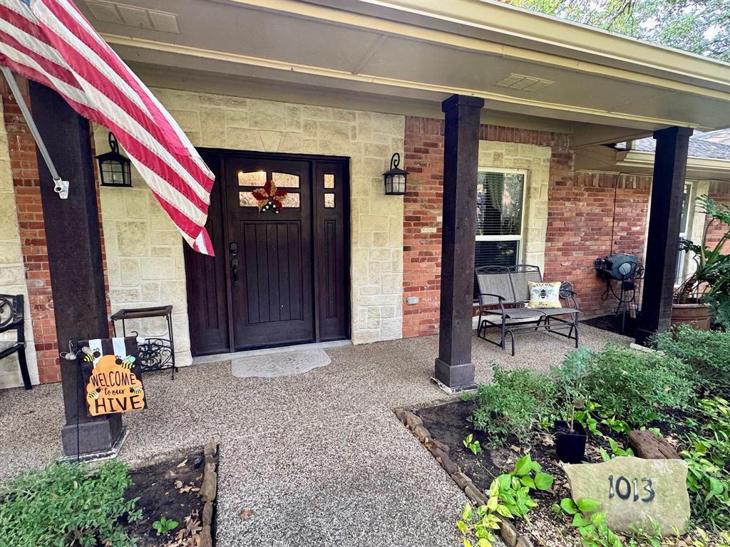 1013 Overhill Drive