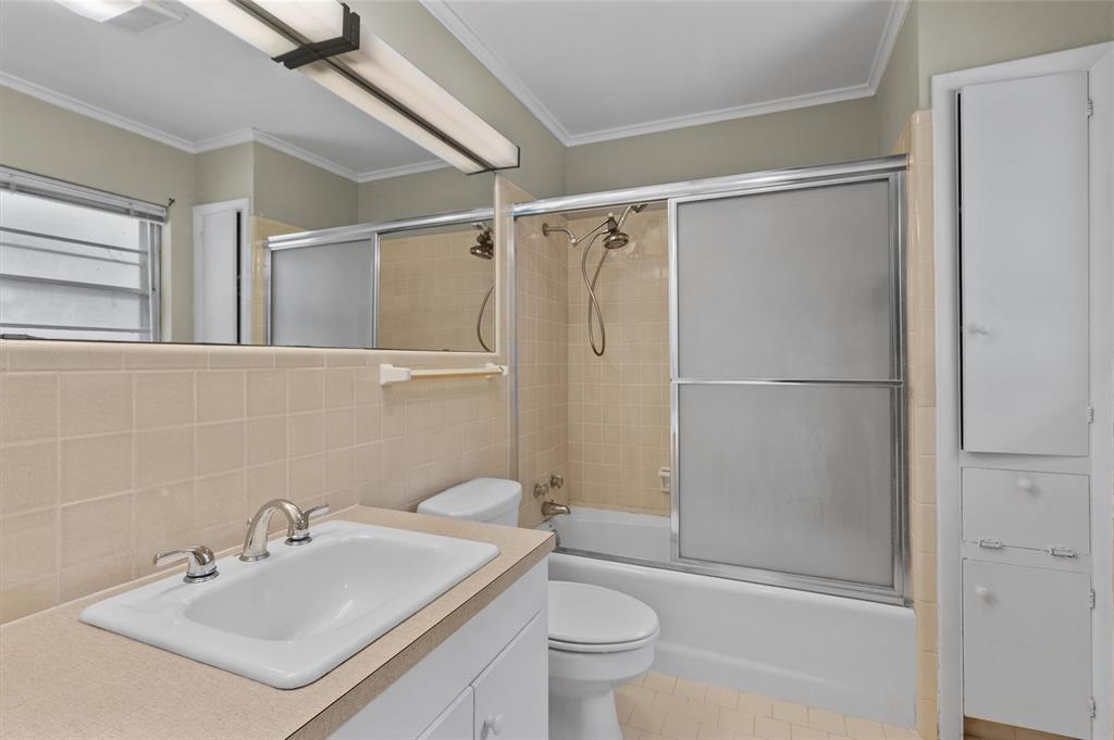 Lake Forest Hills - Residential