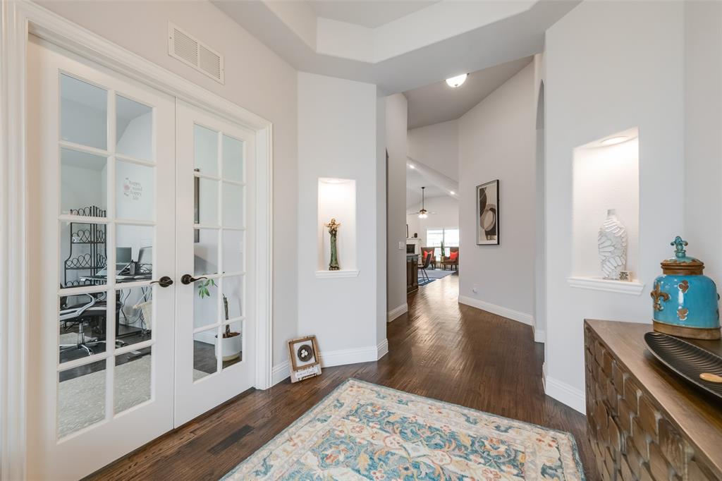 3516 Red Deer Lane