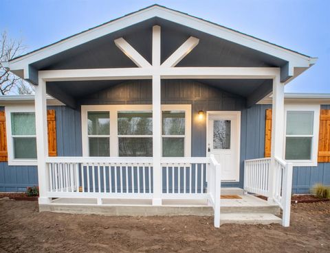 1206 Karen Lane Groesbeck TX 76642