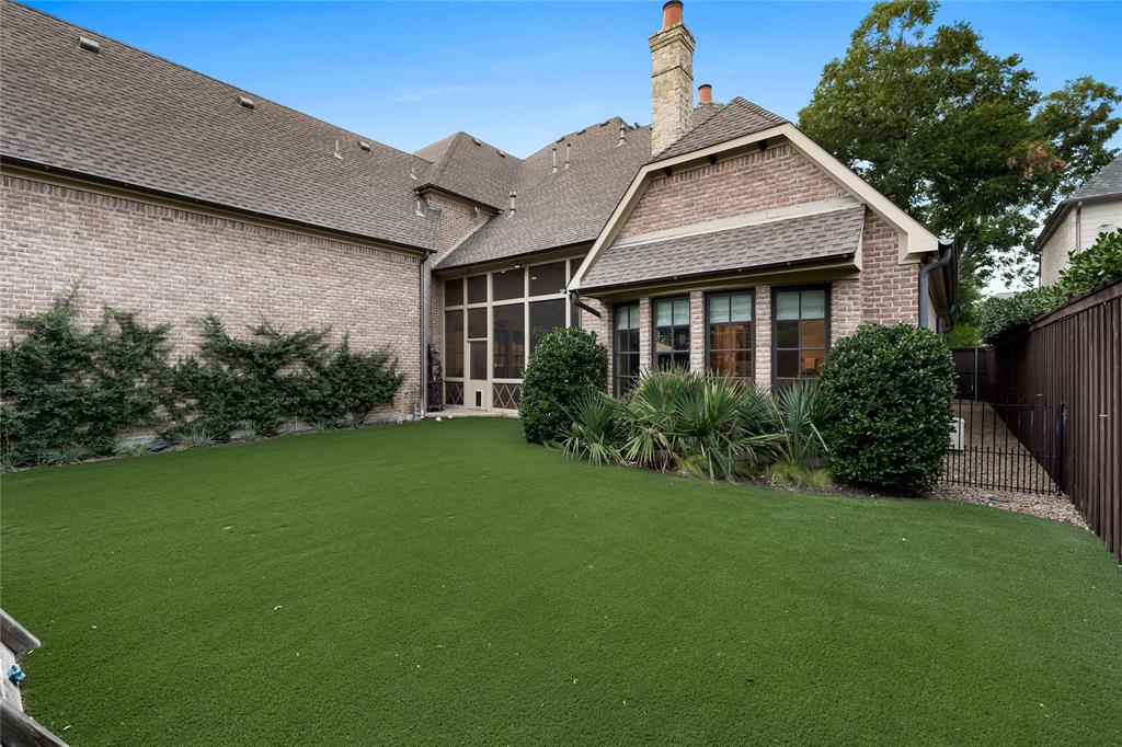 Pemberton 02 - Residential