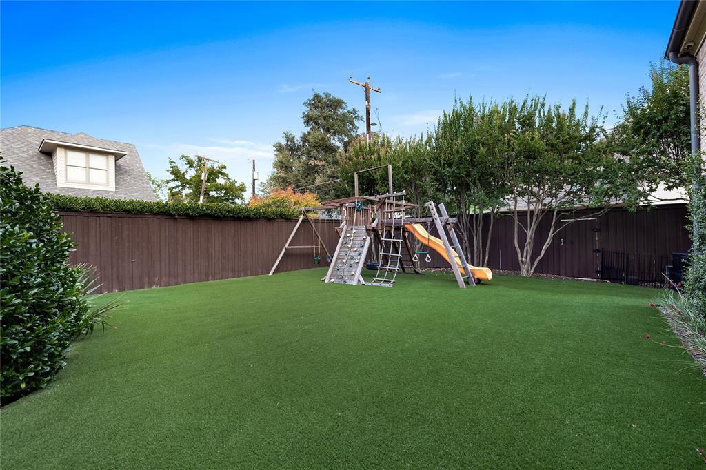 Pemberton 02 - Residential