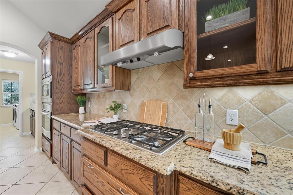 5127 Pond View Lane