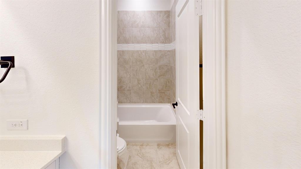 Kreymer East Ph 2 - Residential Lease