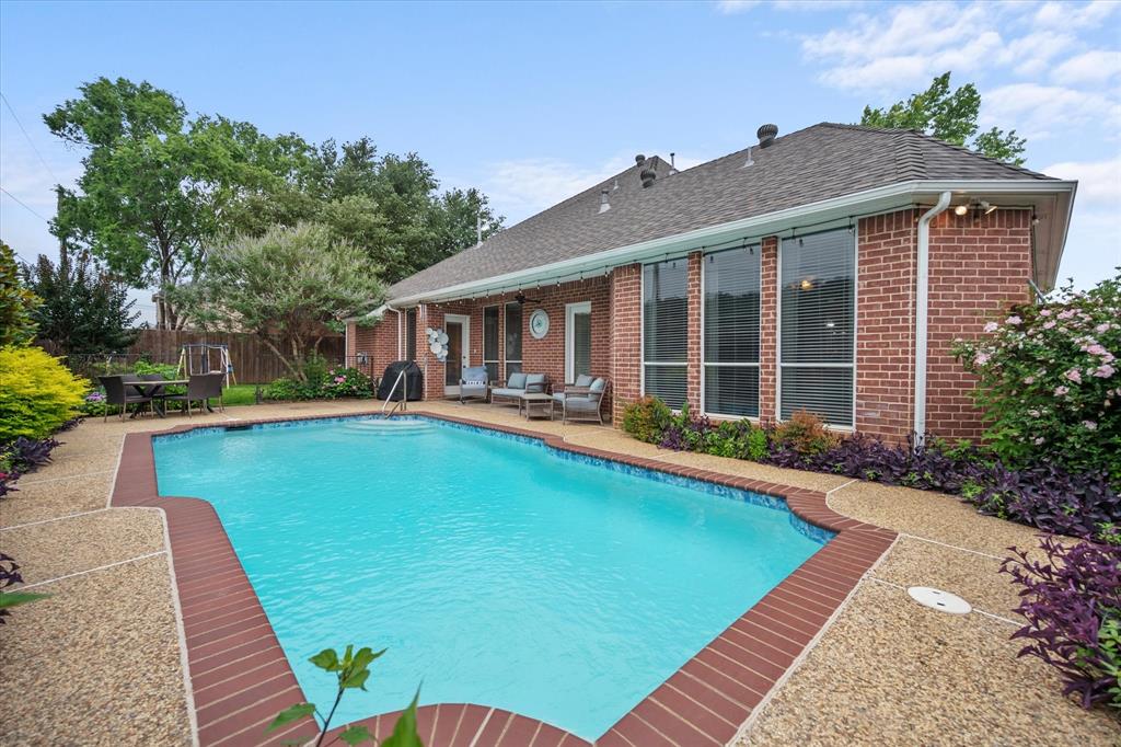 5505 Moorewood Drive