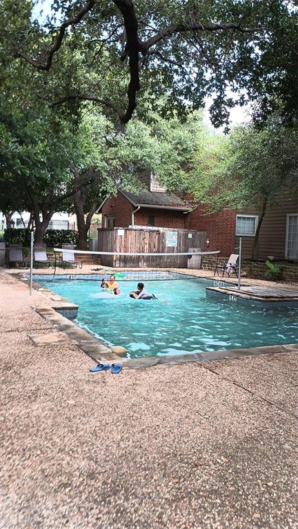 Meadows Condo - Residential