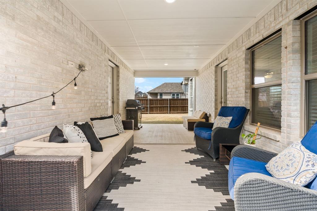 2804 Claude White Creek