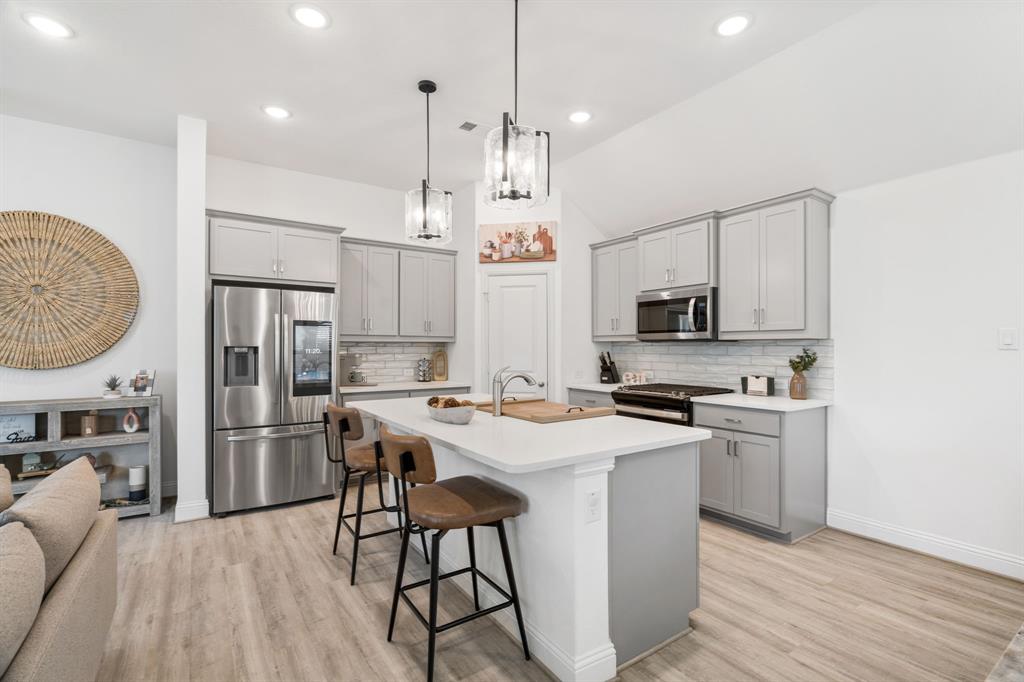 2804 Claude White Creek