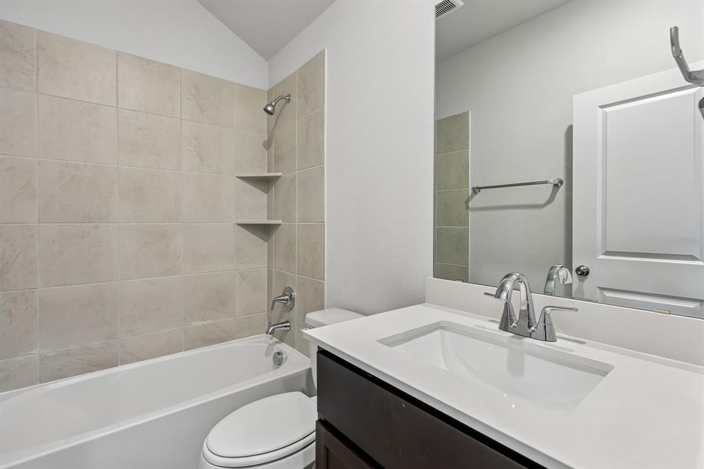 Middlefield Village - Residential