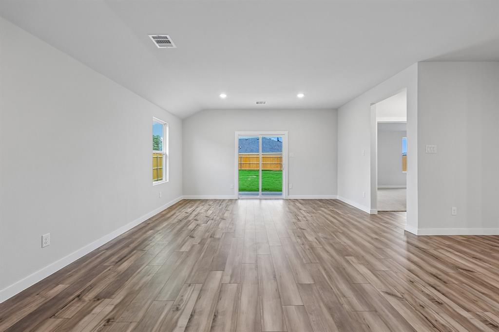 Middlefield Village - Residential