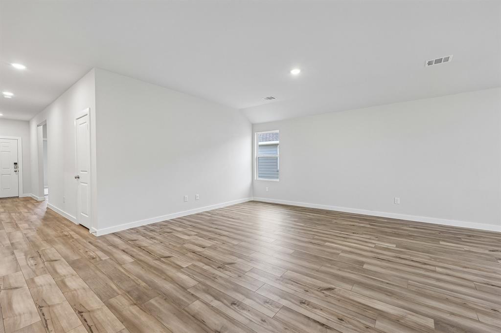 Middlefield Village - Residential