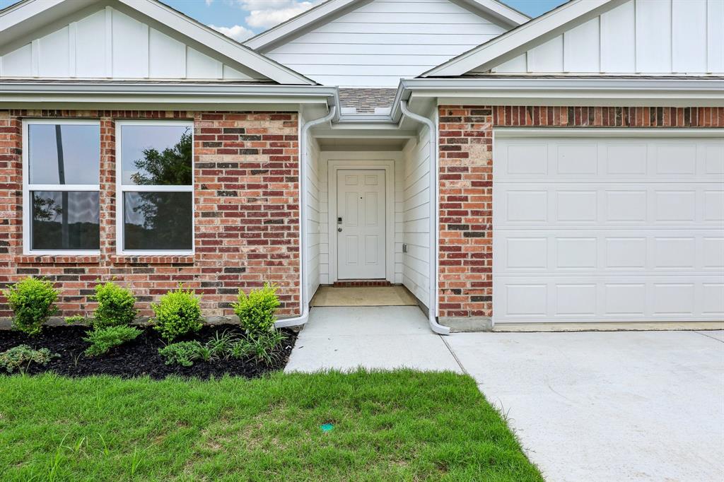 Middlefield Village - Residential