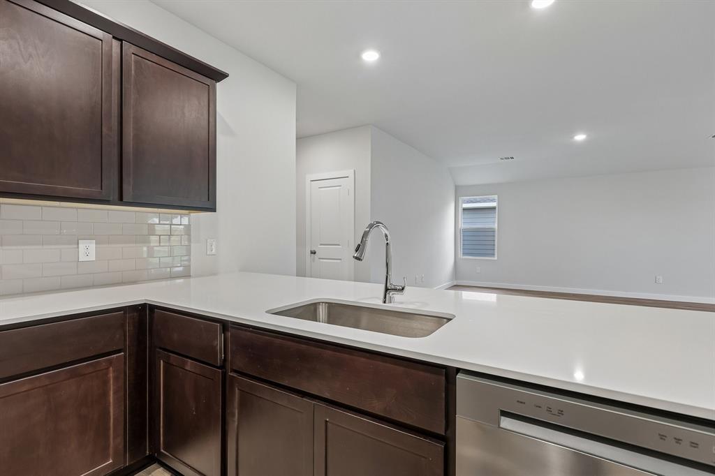 Middlefield Village - Residential