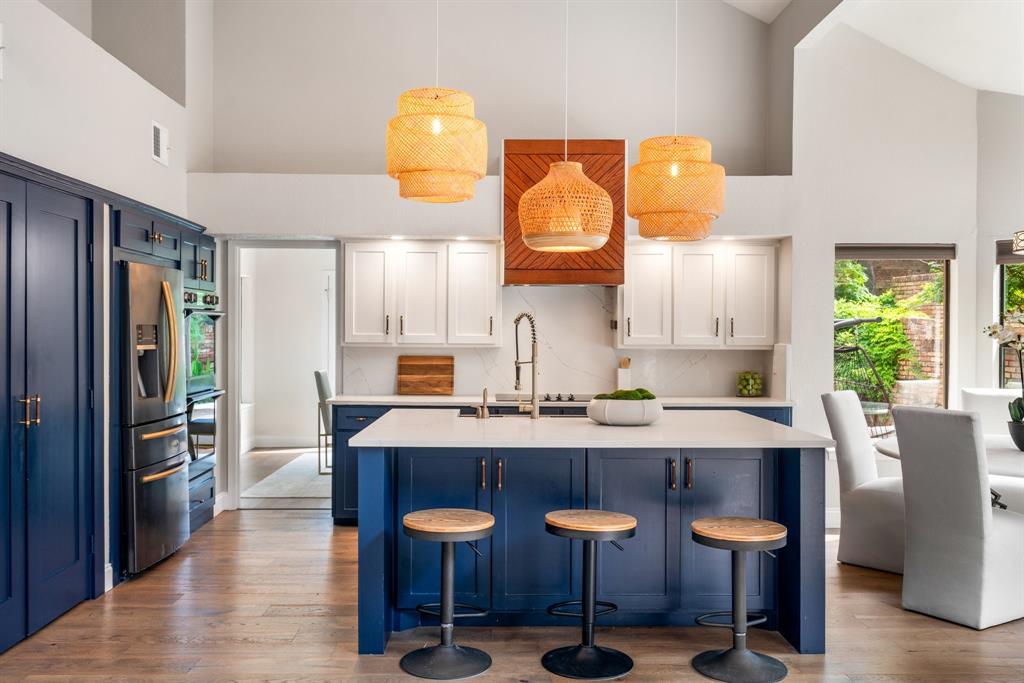 5325 Seascape Lane