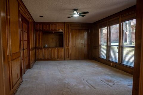 Tiny photo for 1800 High Vista Court, Fort Worth, TX 76112 (MLS # 21209868)