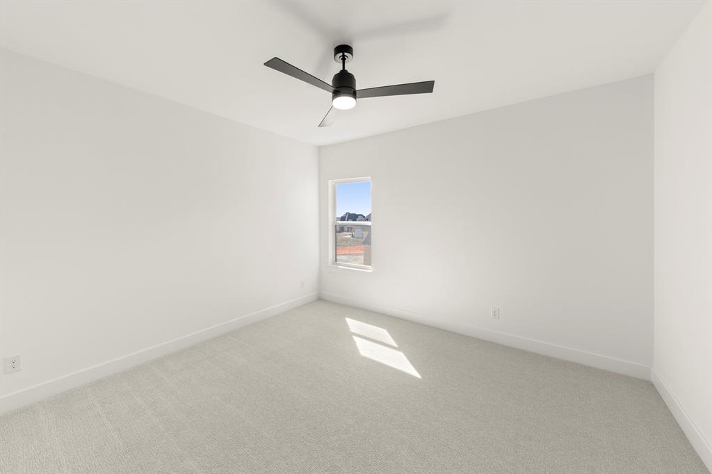 Mustang Lakes - Residential