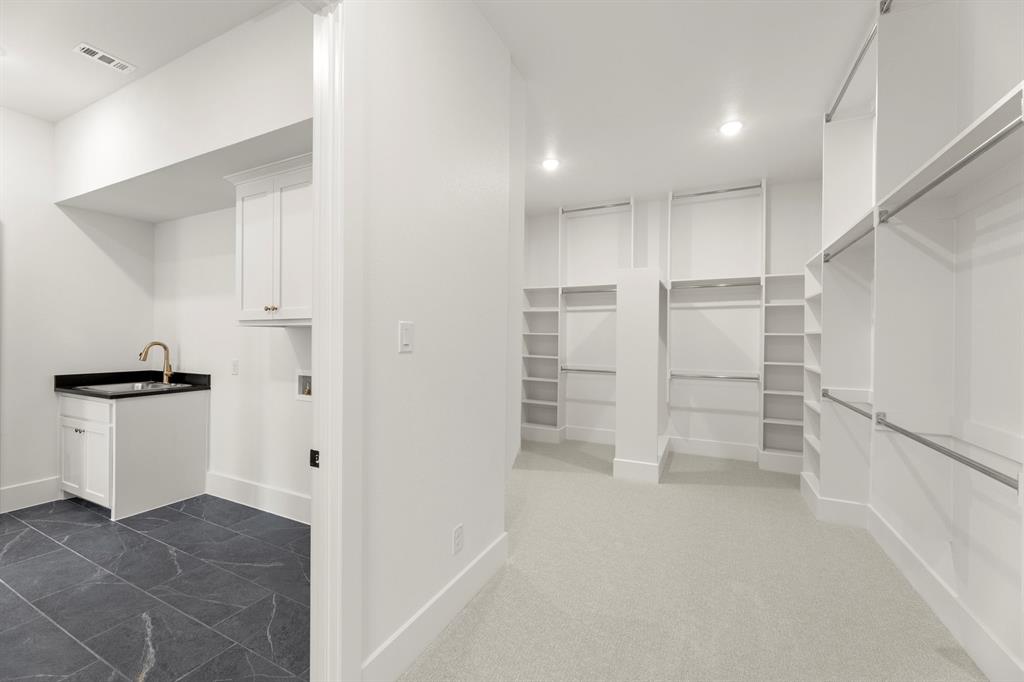 Mustang Lakes - Residential