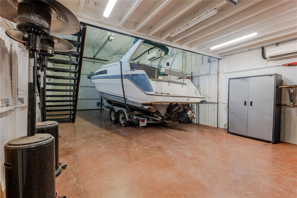 Constantin Park Lake - Residential