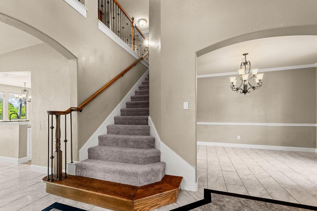 6631 Crestmoor Lane