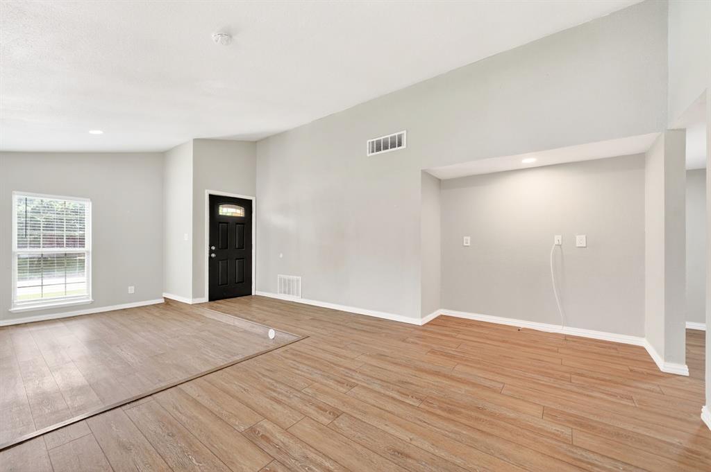 PARKWOOD ESTATES - Residential