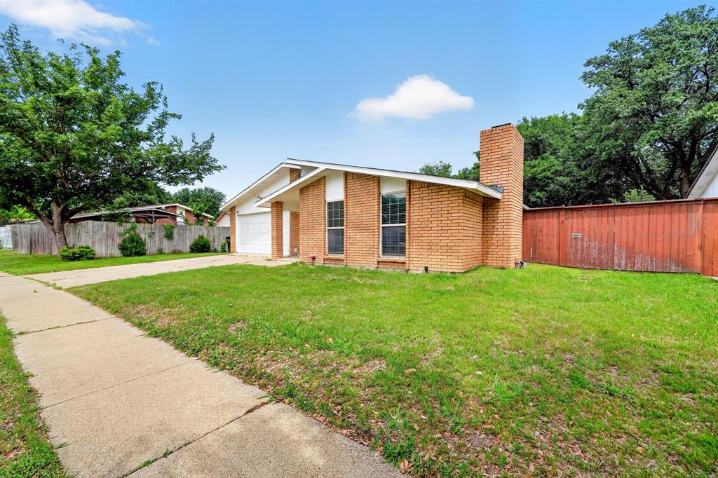 PARKWOOD ESTATES - Residential