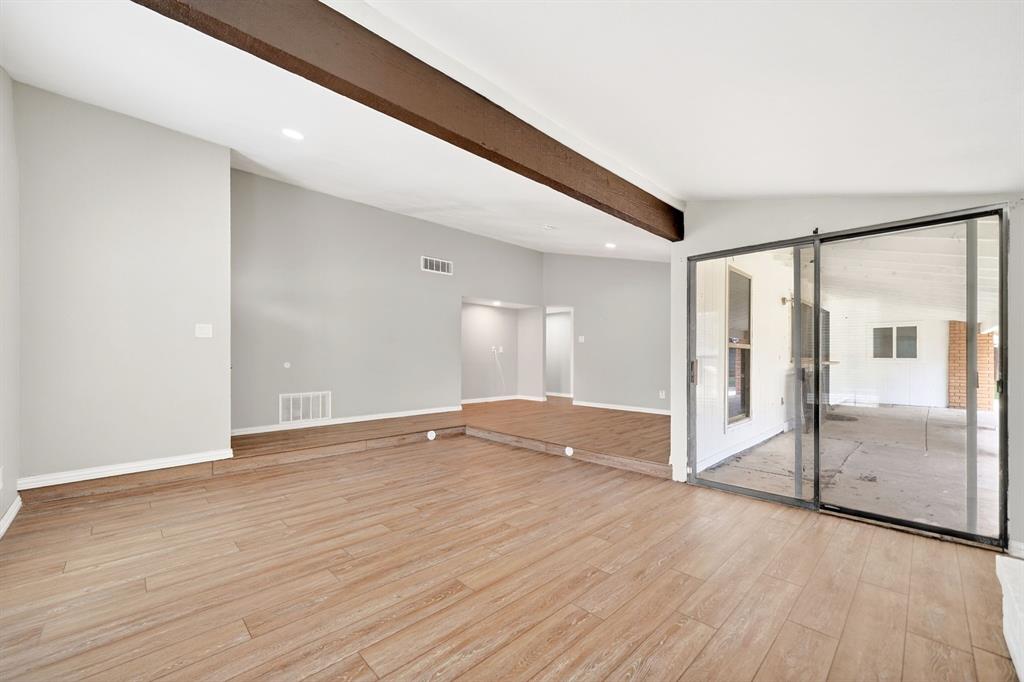 PARKWOOD ESTATES - Residential