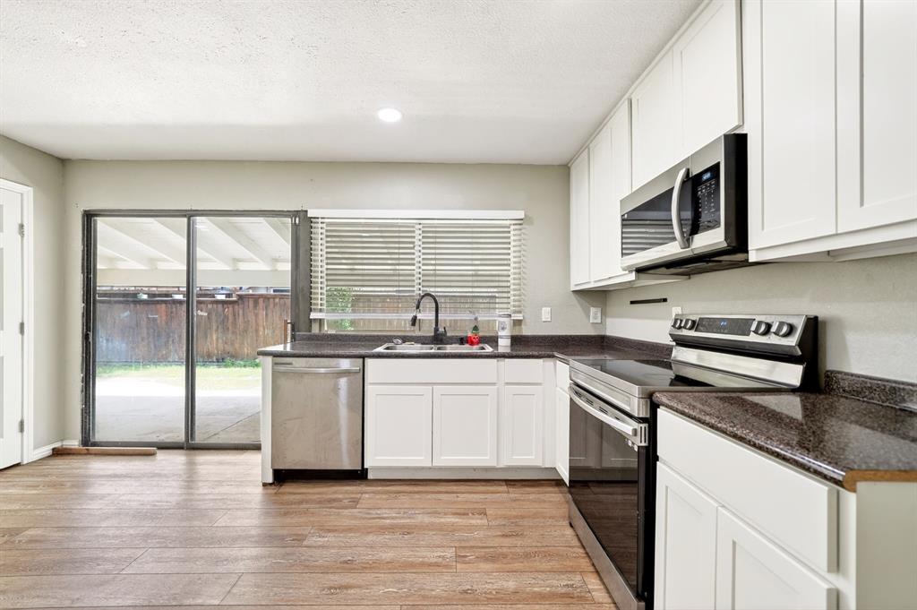 PARKWOOD ESTATES - Residential